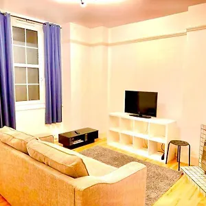 Tower Bridge! Immaculate One Bed Apartamento