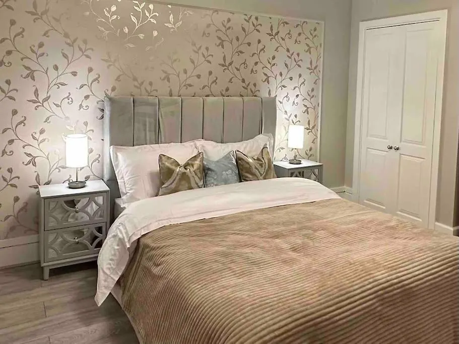 Apartment The Ivy Suite - Spacious London 3-Bed